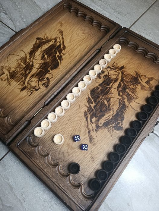 Нові шахмати+нарди з натурального дуба 480х500мм