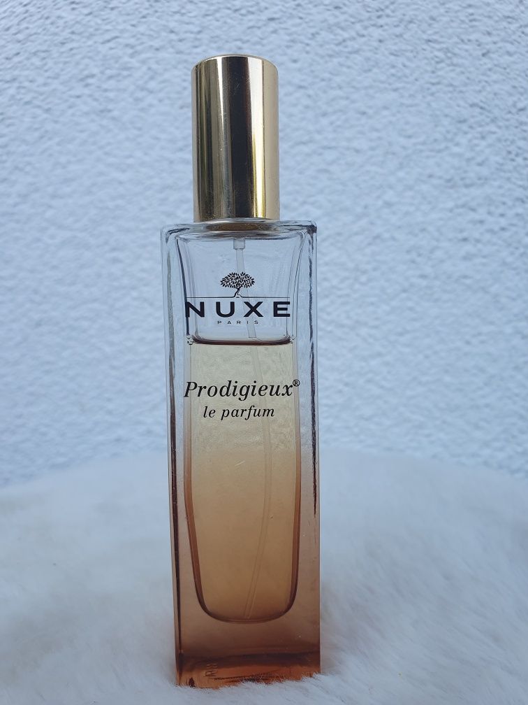 Perfumy Nuxe Prodigieux vintage 30ml ubytek