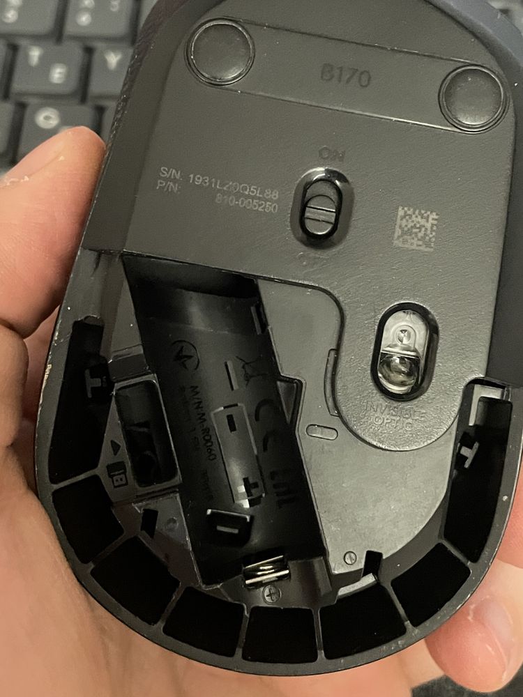 Миша Logitech B170 Wireless Black