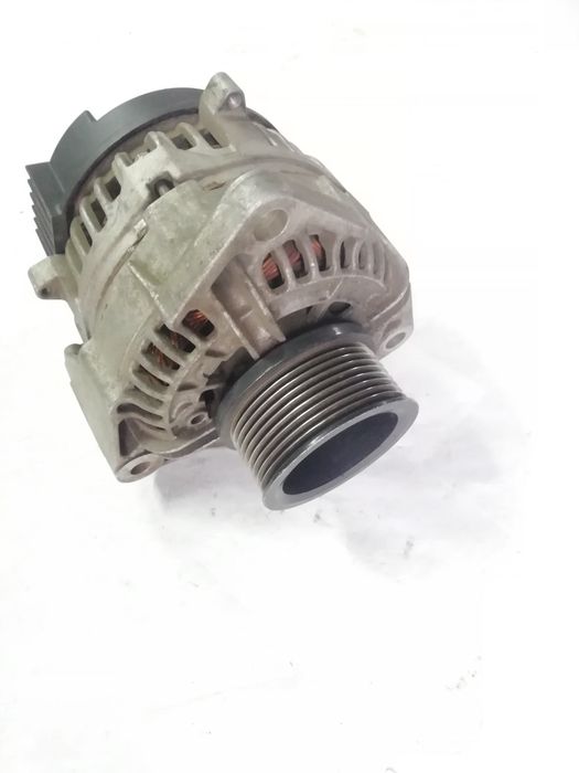 0131547802 Mercedes генератор (80 А, 28 В)