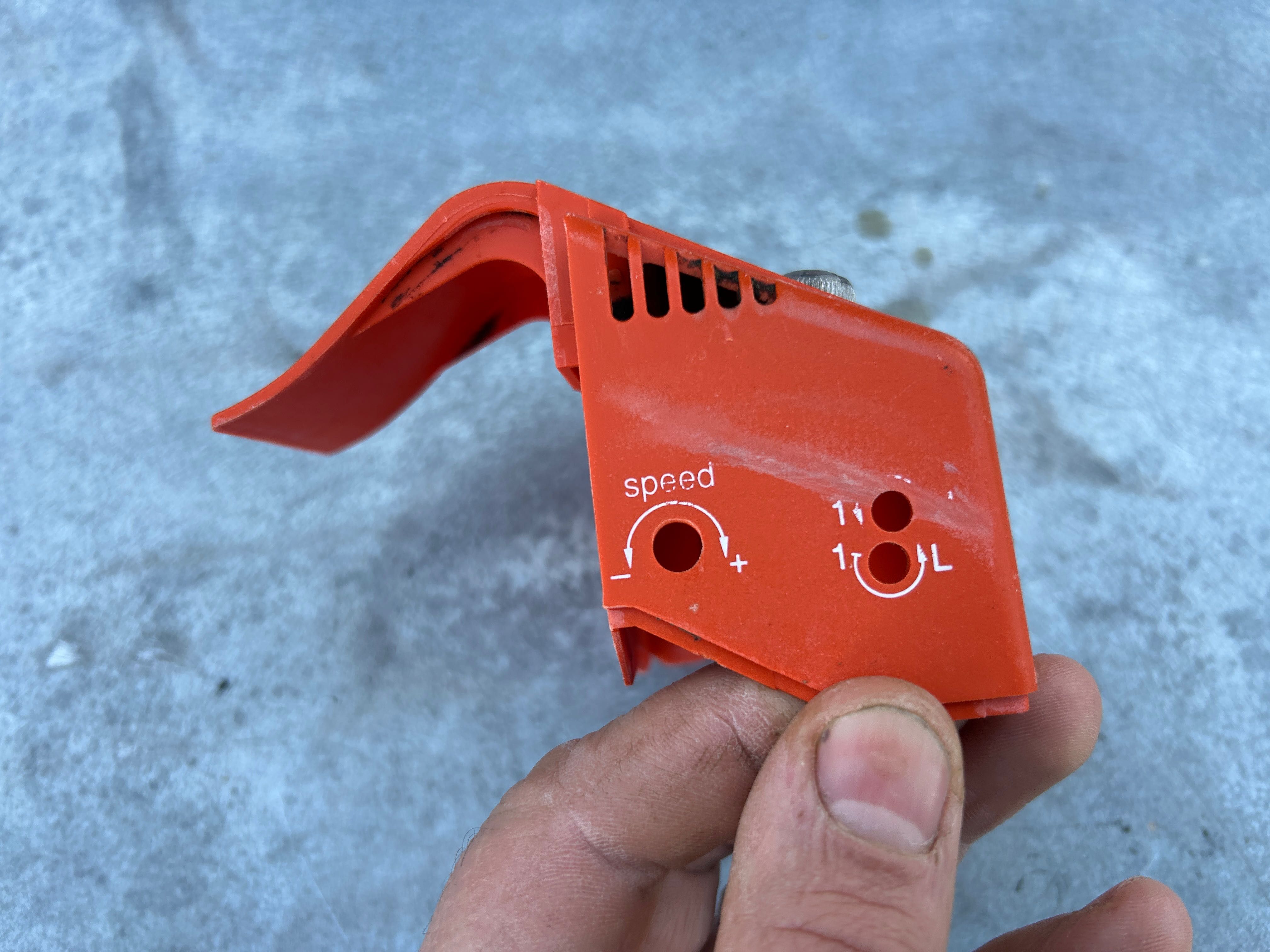 Osłona Pokrywa FILTRA PILARKI DOLMAR PS411 400 MAKITA DCS 341 400 (68)