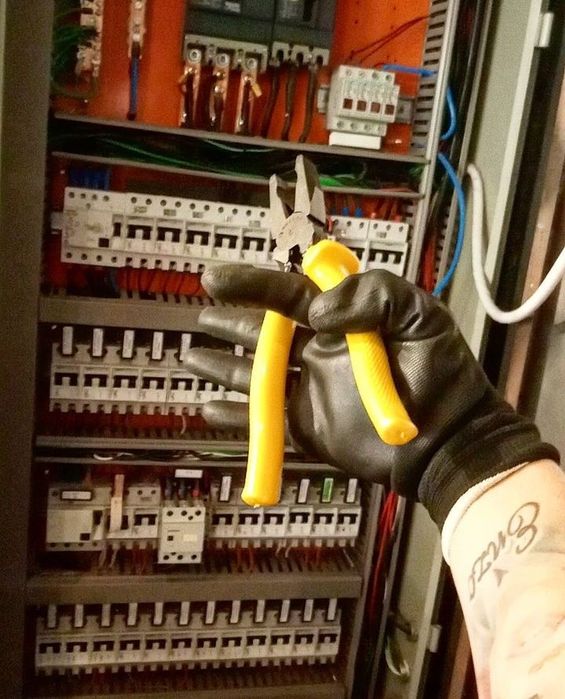 Elétricista com experiência