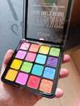 Nyx Ultimate kolorowa paleta cieni