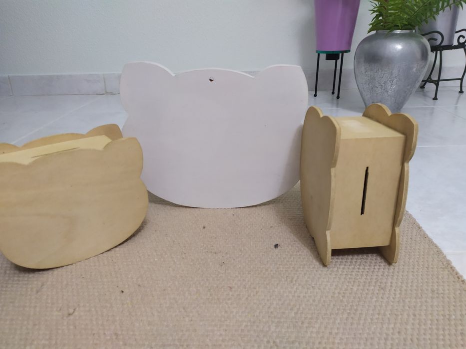 Mealheiros em madeira