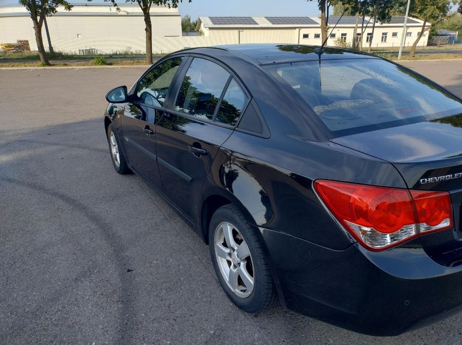 Chevrolet Cruze 1.8 141KM Nawigacja/Klimatyzacja/Tempomat/Zadbany