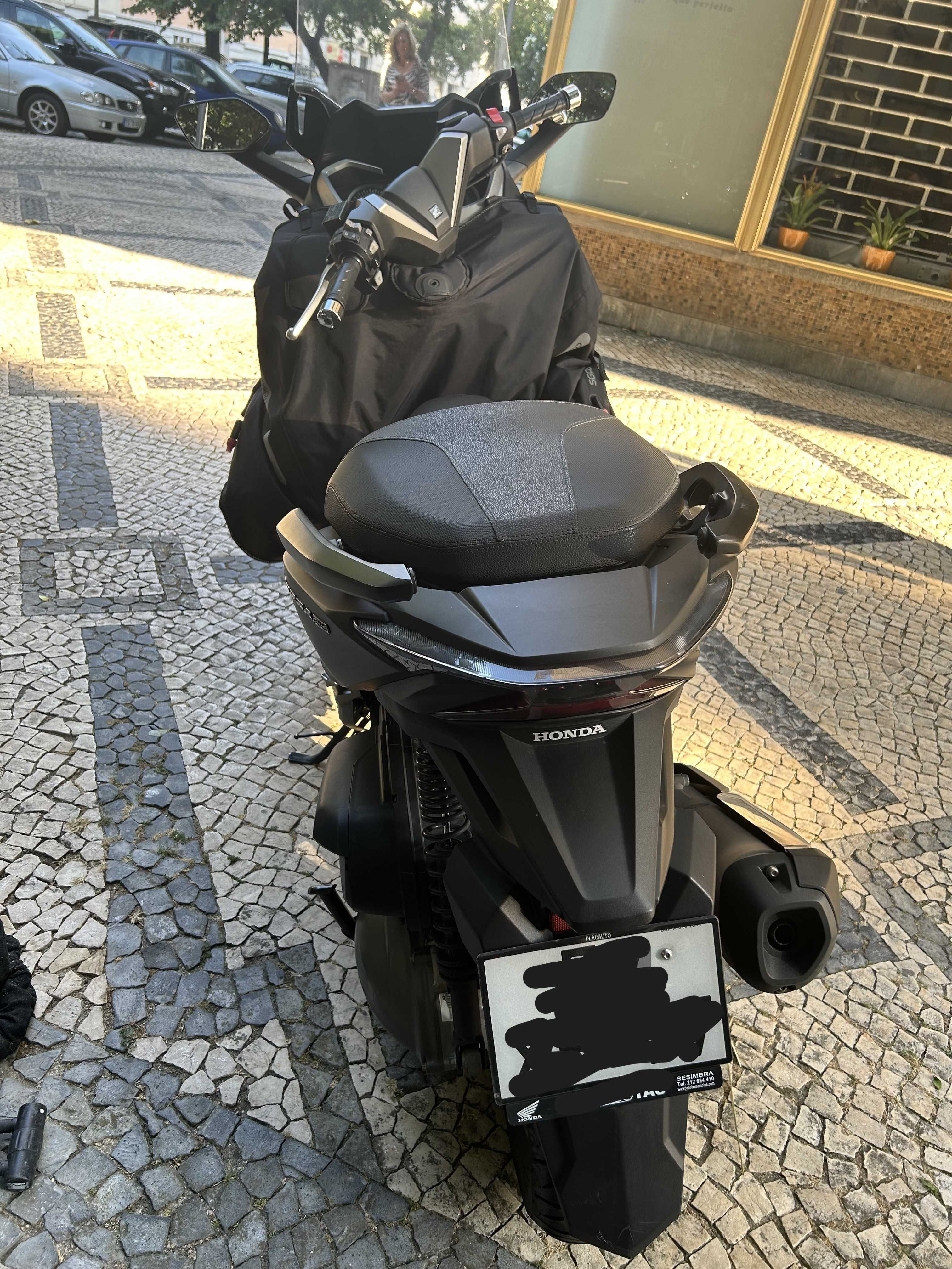 FORZA 300 / 2019