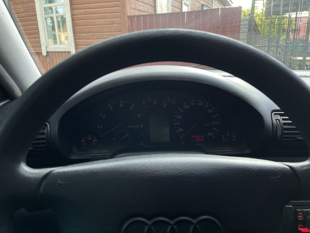 Audi A4 b5.