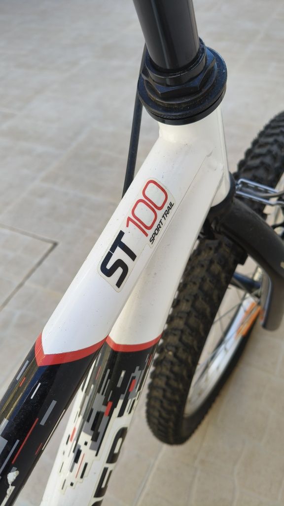 Bicicleta criança como nova