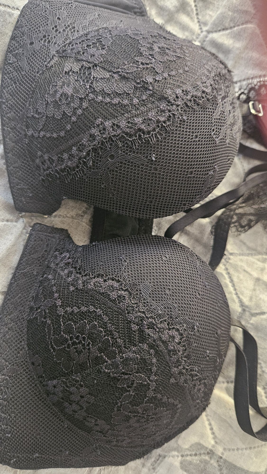 Biustonosz Intimissimi 75B