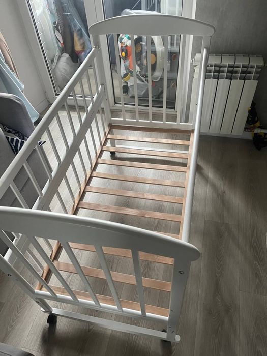 Кроватка детская , Дитячі ходунки