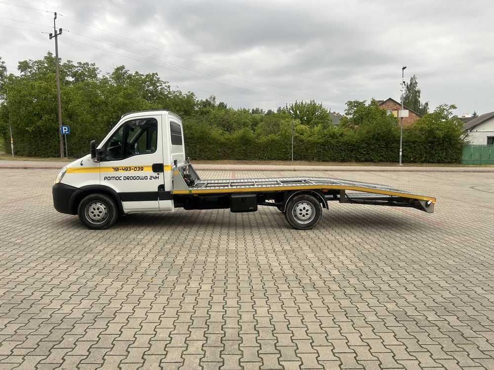Iveco Daily 2.3HPI 35S11 2011r Autolaweta Pomoc Drogowa Najazd