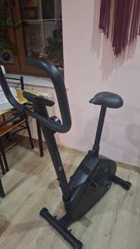 Rower treningowy mechaniczny pionowy DOMYOS Essential