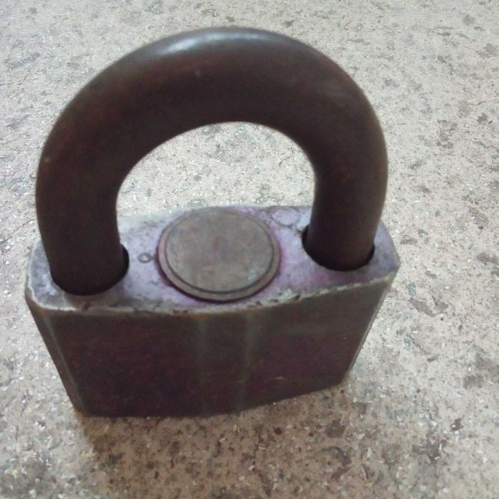 Старинный навесной замок  с петлями  ( клеймо )