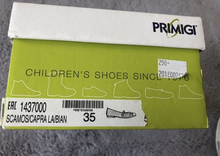 Płaskie buty skórzane dla dziewczynki, na komunię, rozmiar 35