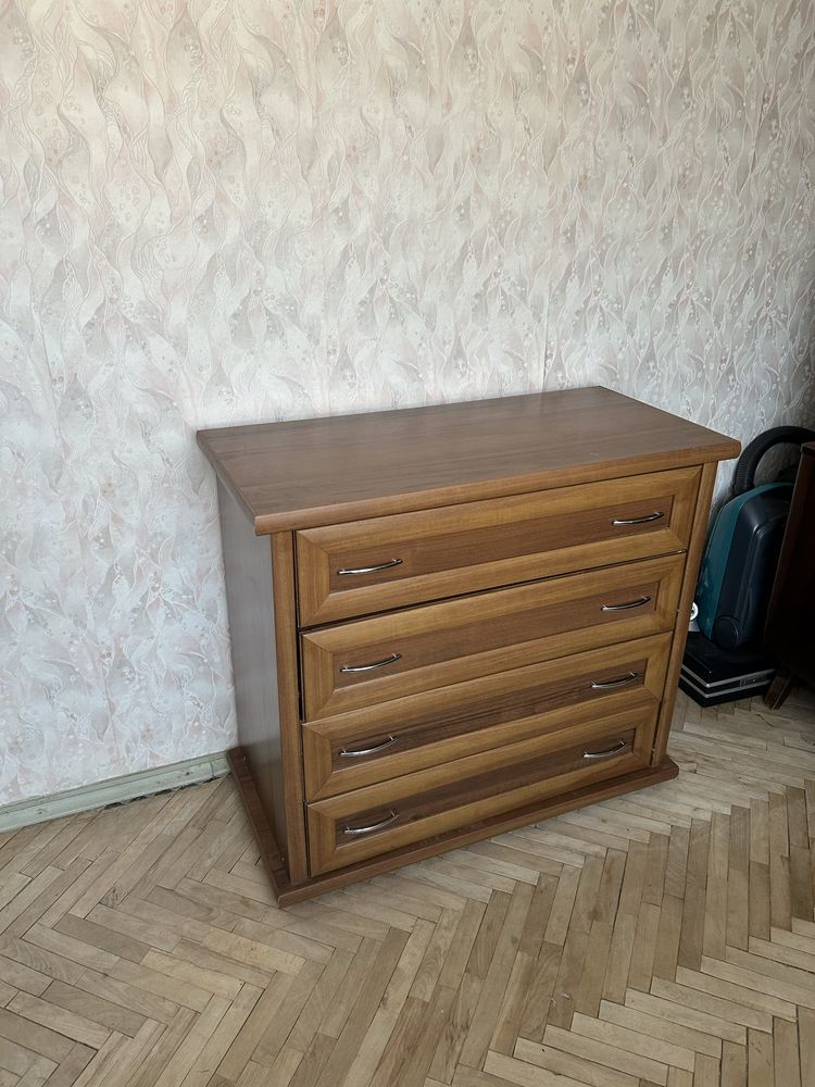 Продам 2 кімнатну квартиру вул. Василя Барки 8, Солом'янський район