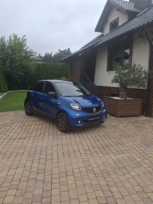 Smart Forfour SMART FORFOUR poj. 0.9 benzyna  2017r. 90 KM przebieg 65 tys