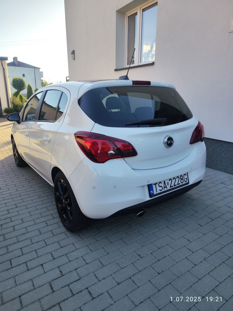 Corsa e  Black Edition