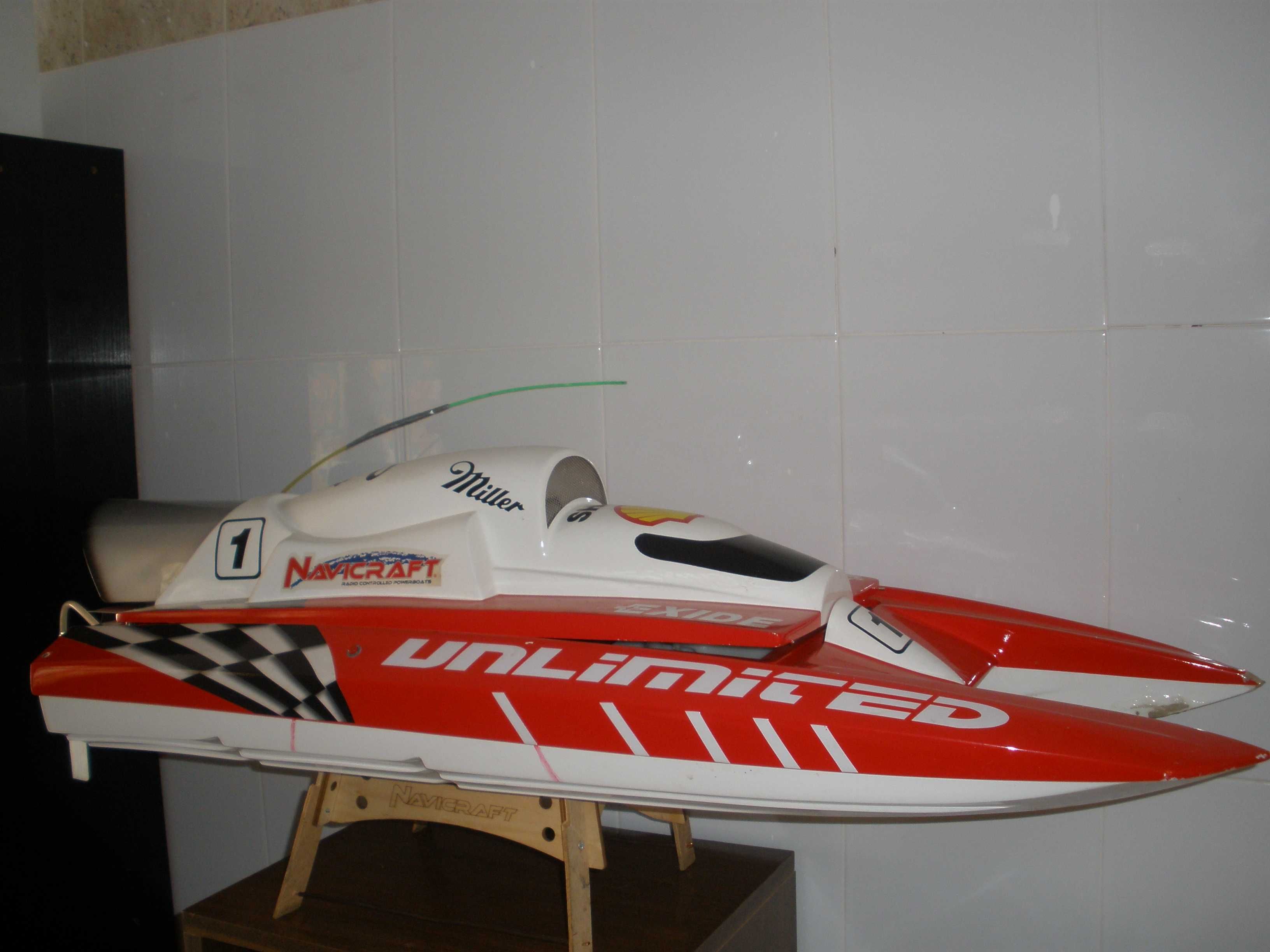 Barco Rc a Gasolina 32CC Praticamente Novo 680,00EUR