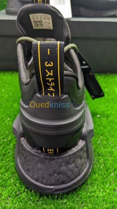 Кросівки чоловічі Adidas Originals NMD_V3 Gore-Tex GX9472 (ОРИГІНАЛ).