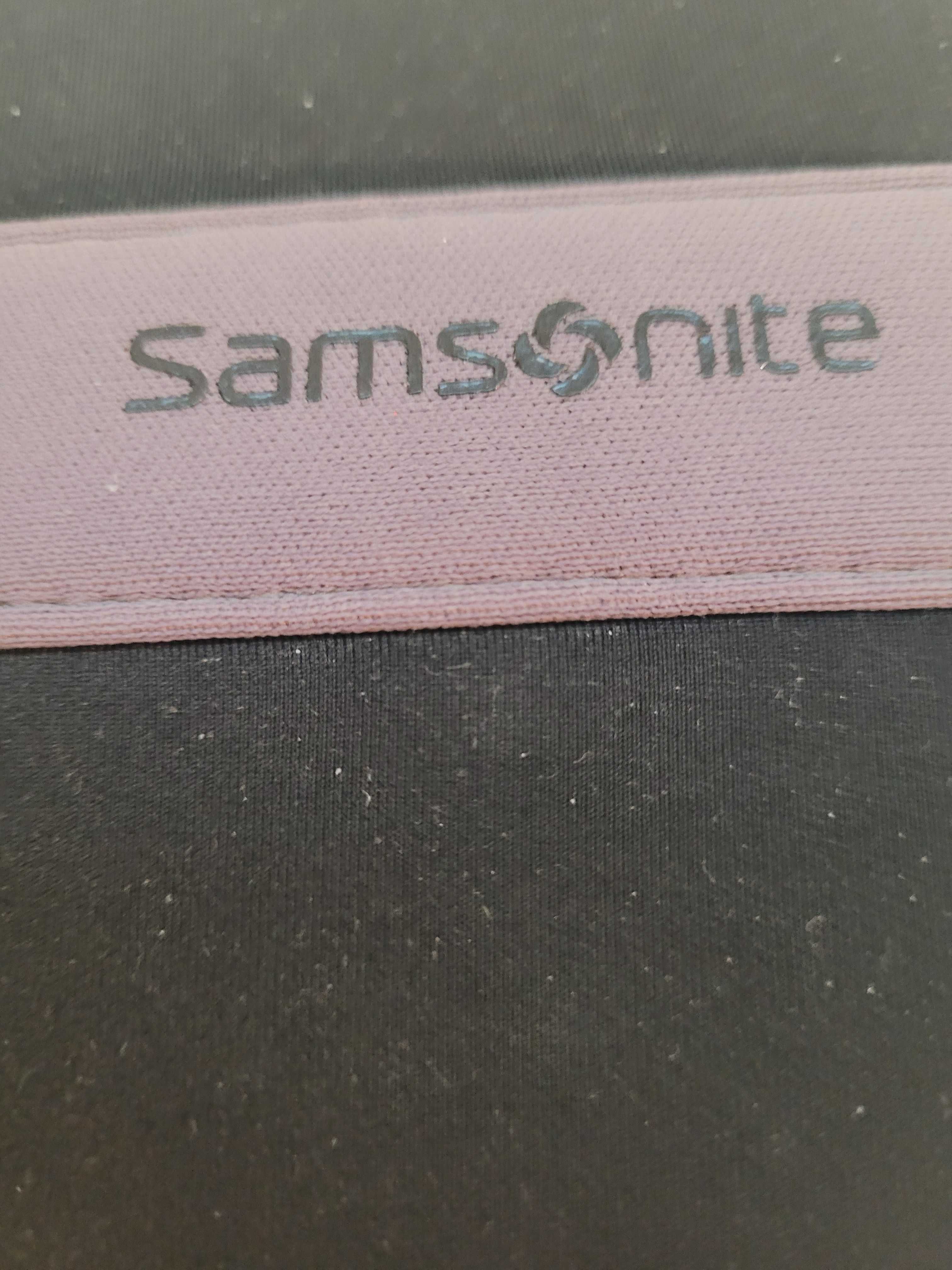 Etui na laptopa samsonite