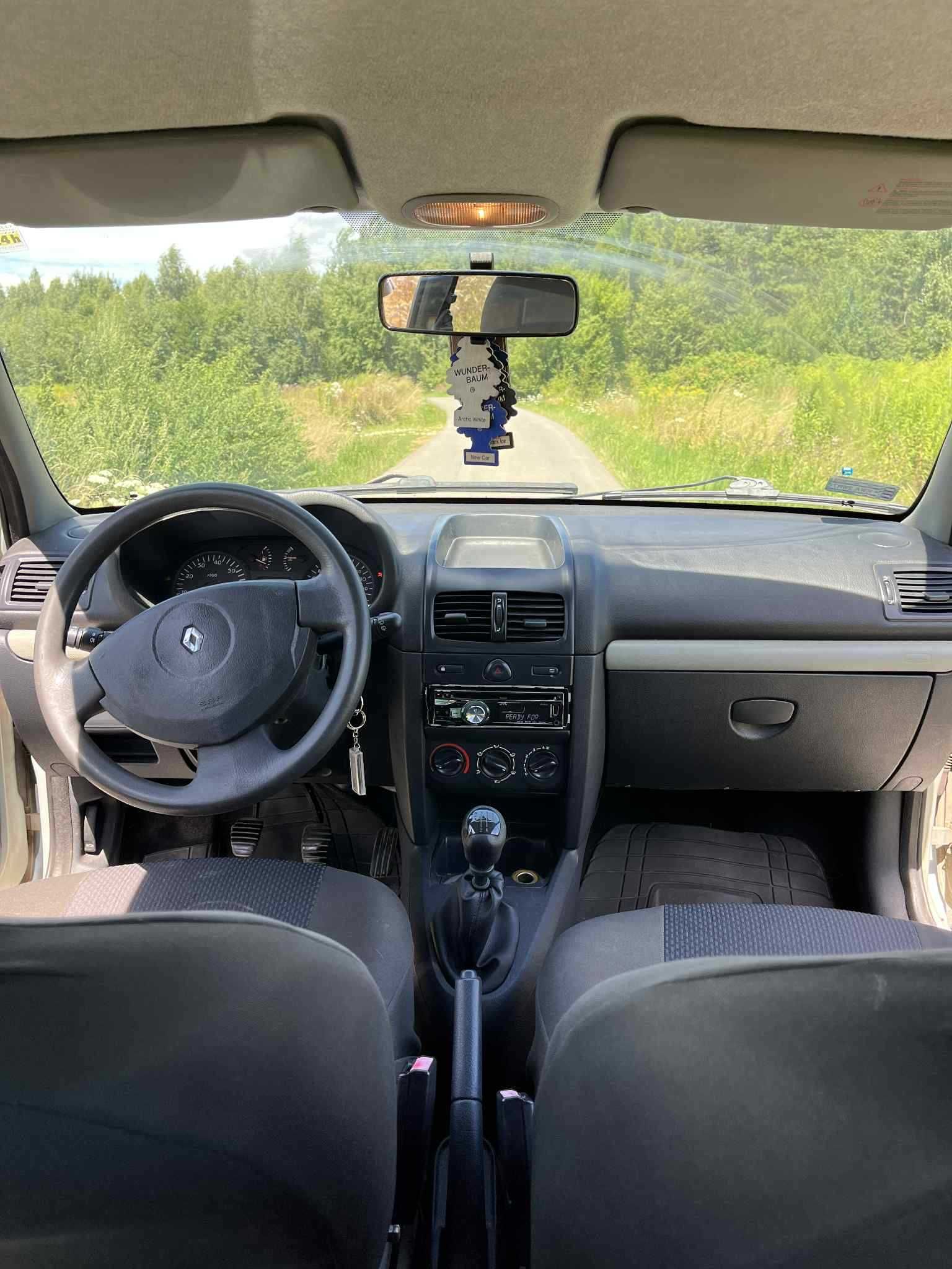 Renault Clio 2 1.2 benzyna