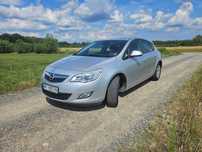 Opel Astra J 2011 1.6