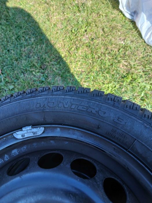 Opony zimowe z felgami 15" 4x100 Toyota Aygo, Citroen C1, Super Stan