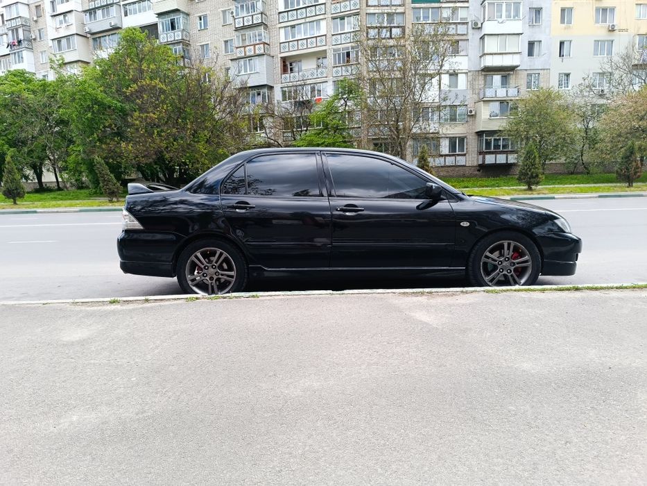 Mitsubishi Lancer 9