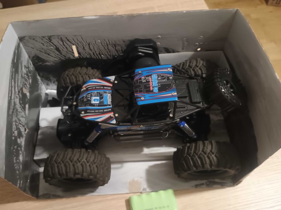 Zdalnie sterowane auto Jeep terenowe