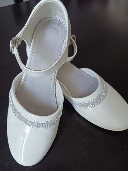 Buty komunijne dla dziewczynki