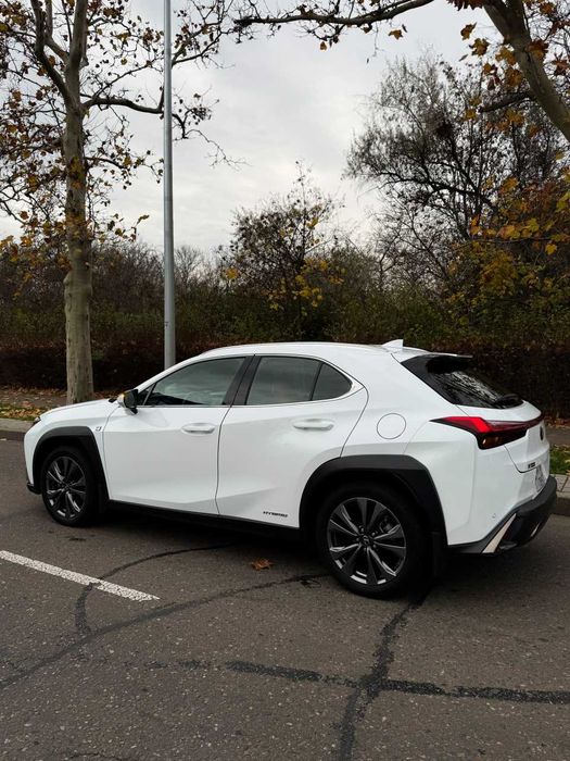 Lexus UX 250H F-SPORT 2021