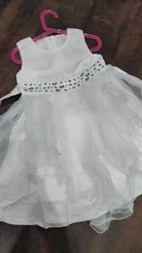 Sukienka sukieneczka dla dziewczynki 104 komunia , ślub stan nowy 104