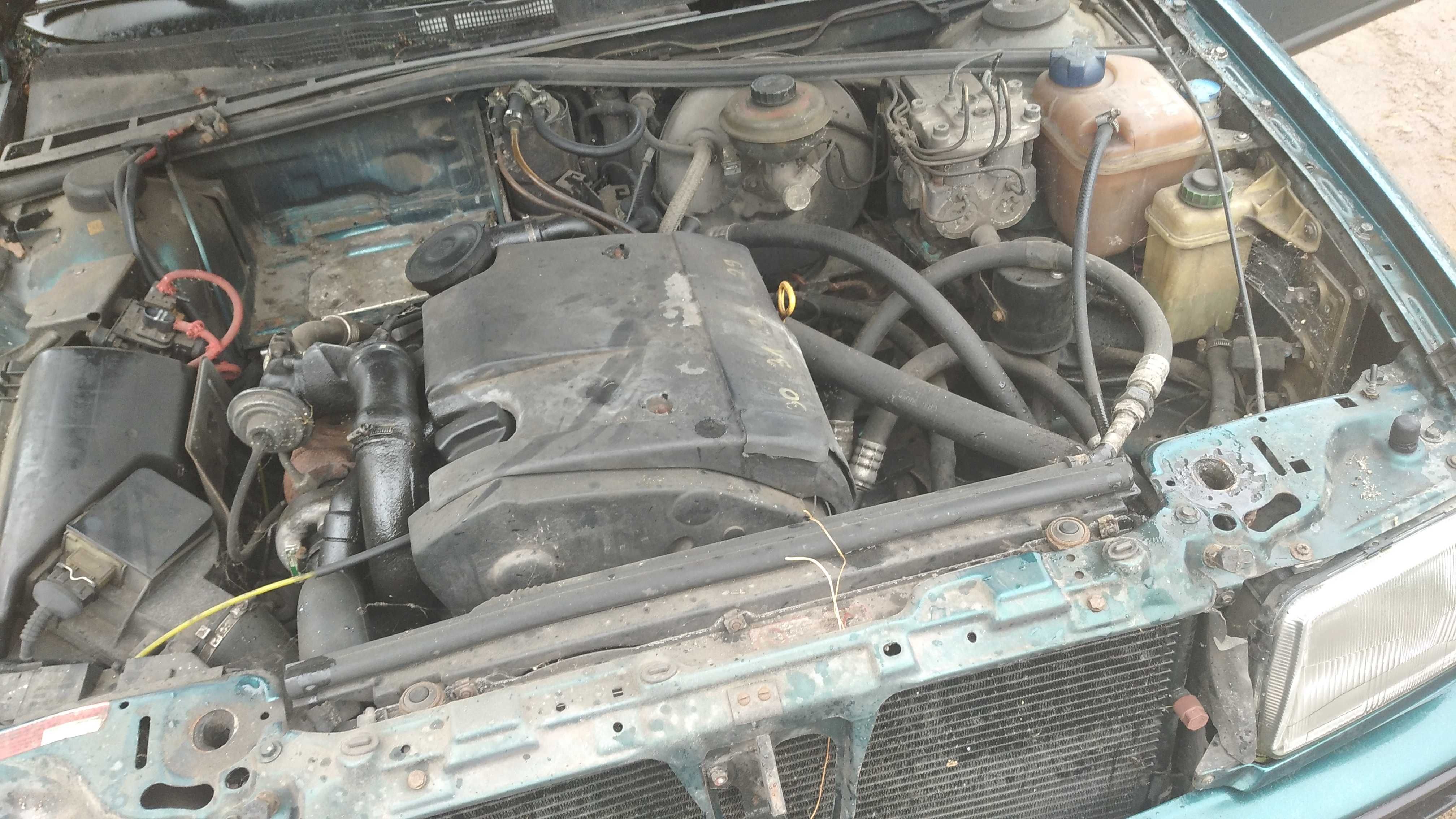 skrzynia baa połoś silnik  rozrusznik podstawa filtra 80 b4 1.9tdi 1z