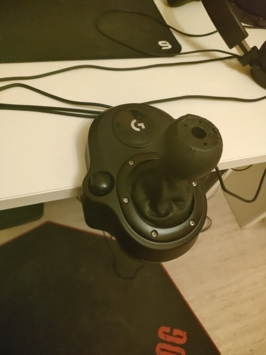 Kierownica Logitech g923 + shifter (PC, XBOX ONE, XBOX SERIES X/S)