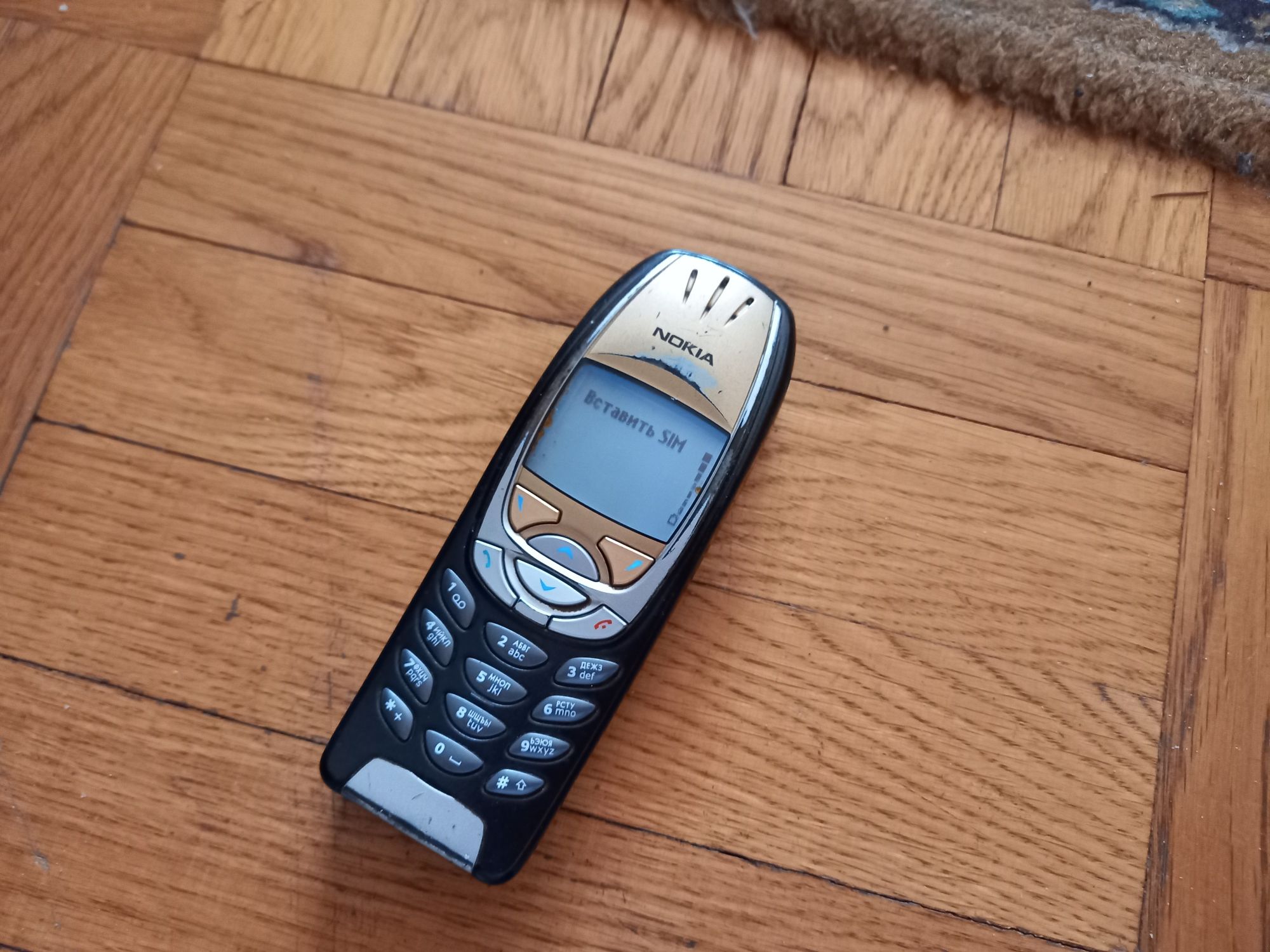 Запчасти на мобильный телефон Nokia 6310