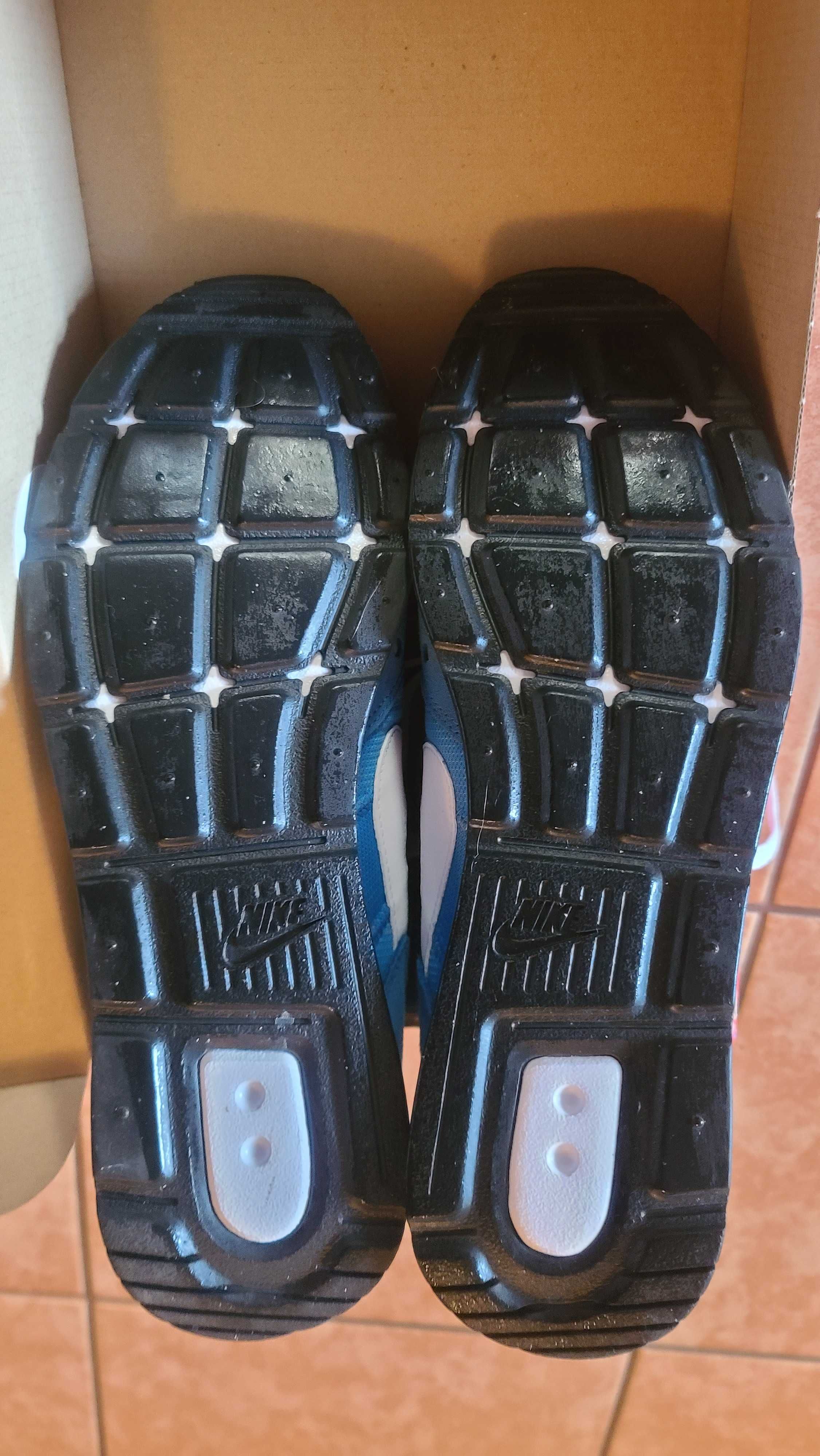 Кросівки Nike(original) натур. шкіра р. 44,5 уст. 29 см сині Індонезія