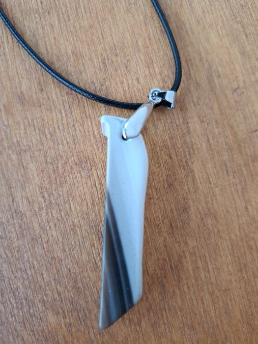 Naszyjnik z krzemieniem pasiastym