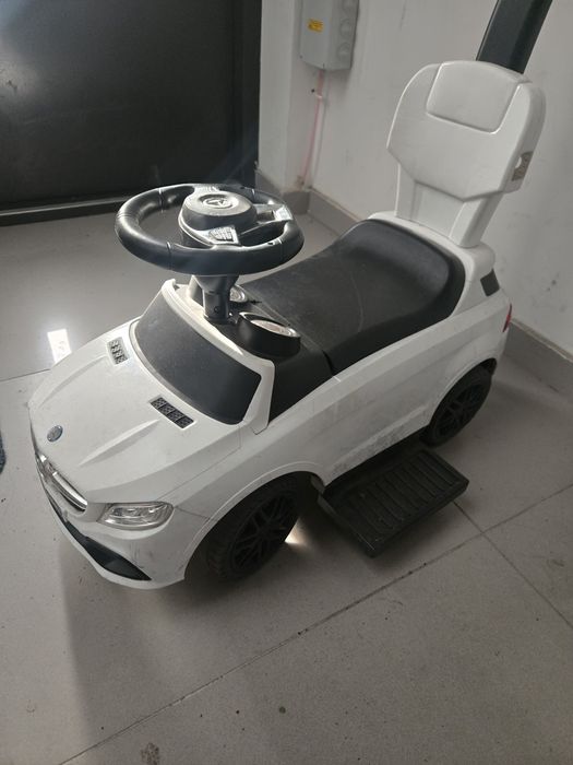 Jeździk, pchacz mercedes