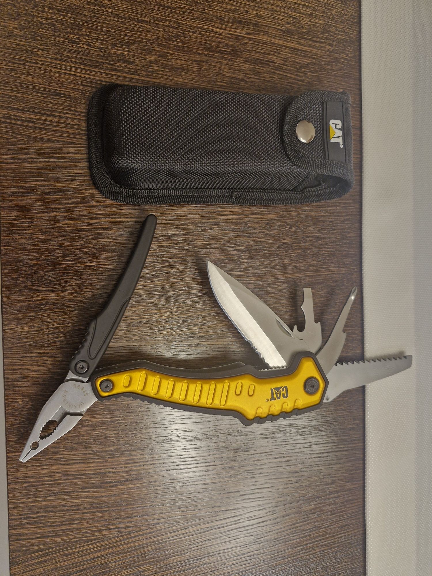 CAT Multitool XL 9w1 Multi-Function Tool nowy