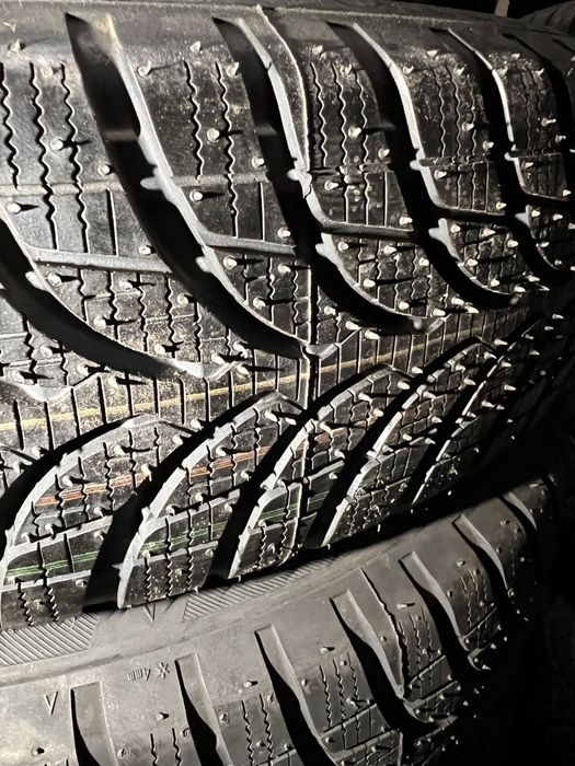 155/70/19 Bridgestone Blizzak LM-500 155/70 R19 84Q