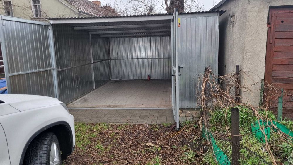 Wynajmę garaż 18m2 w centrum miasta