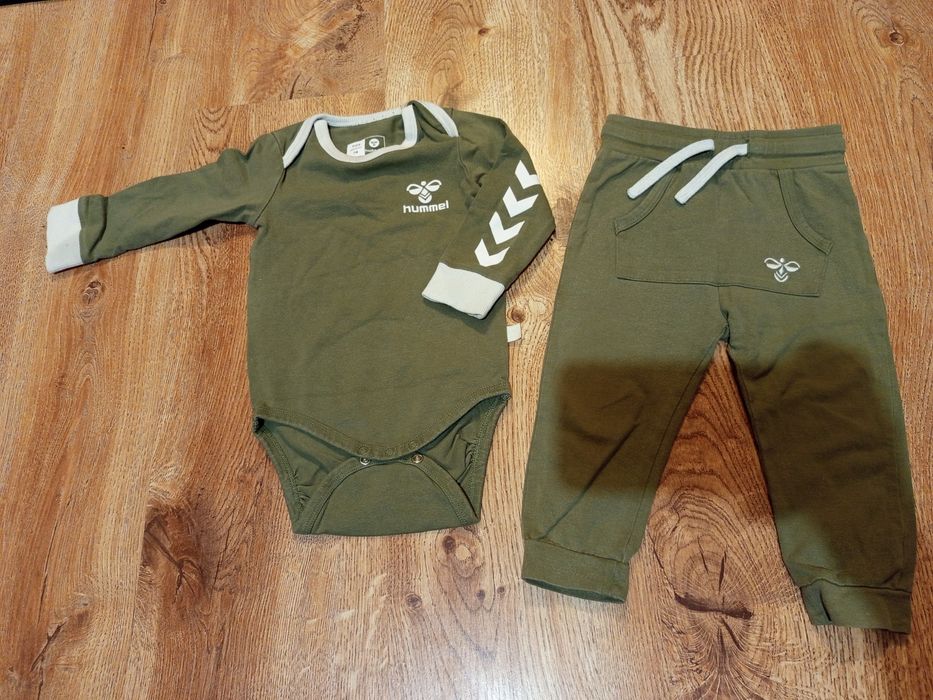 Komplet niemowlęcy 74
