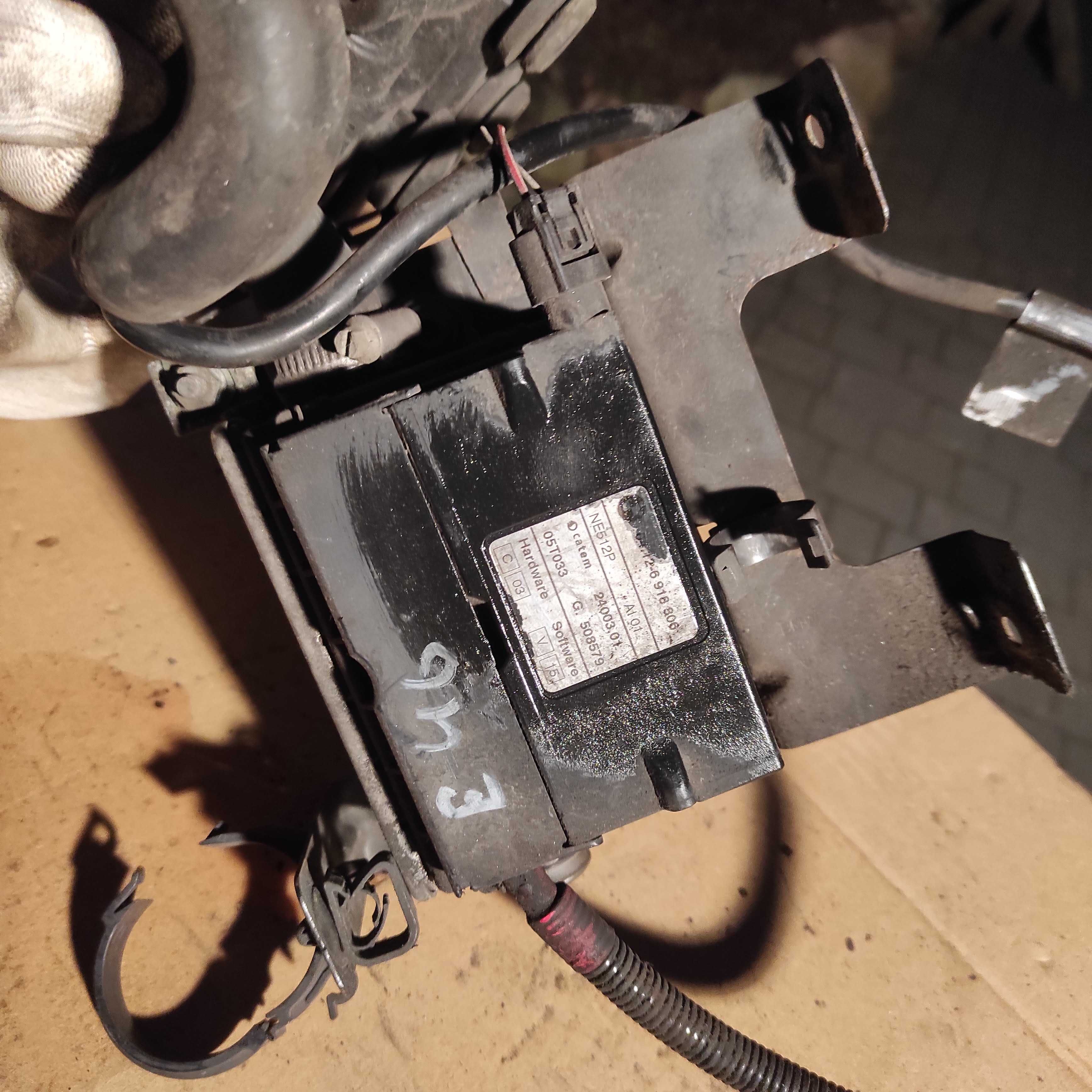 Podgrzewacz Płynu Chłodzącego + Pompa Obiegu BMW E 46 2,0 D Komplet