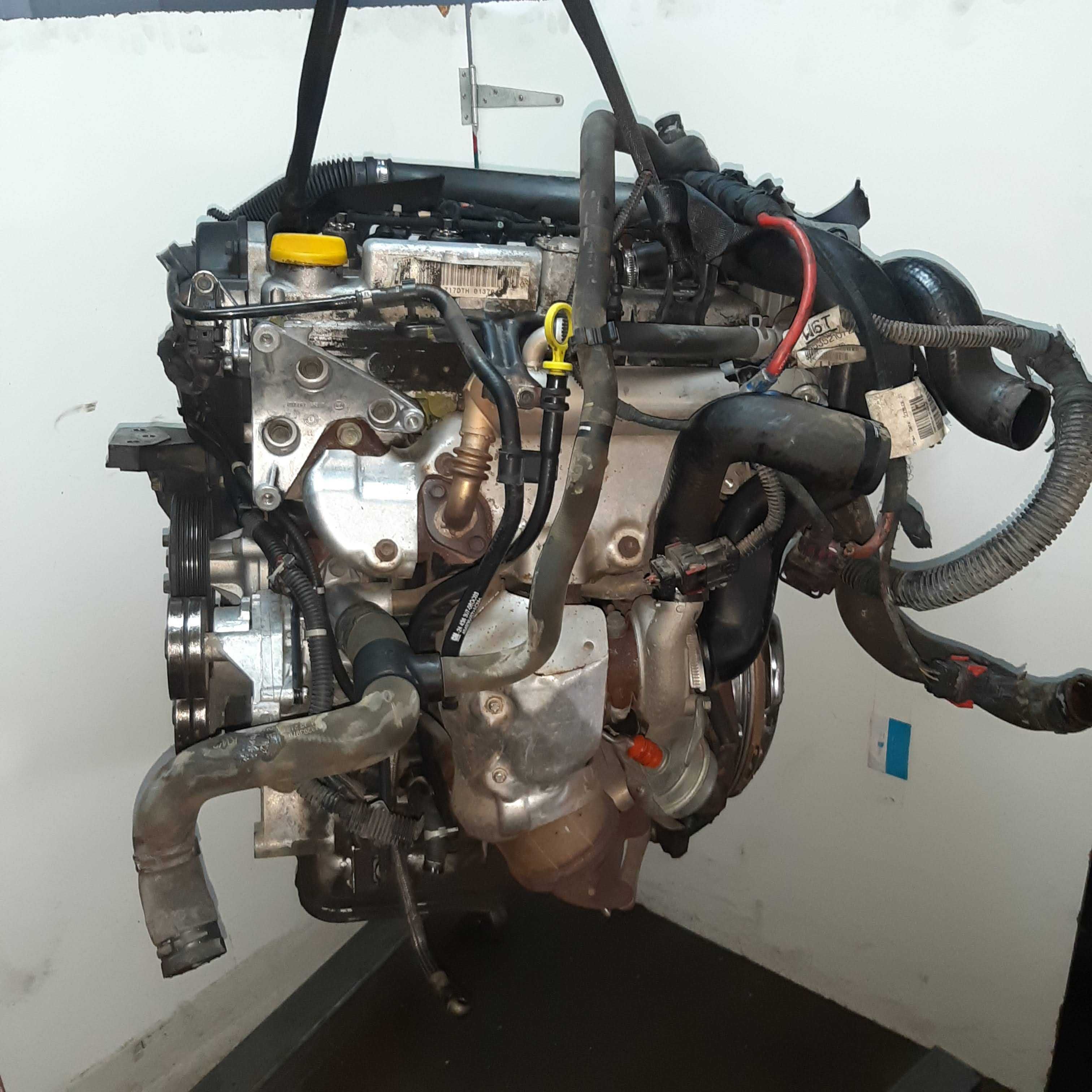 Motor Opel ASTRA H  Z17DTH 1.7 com bomba bosch