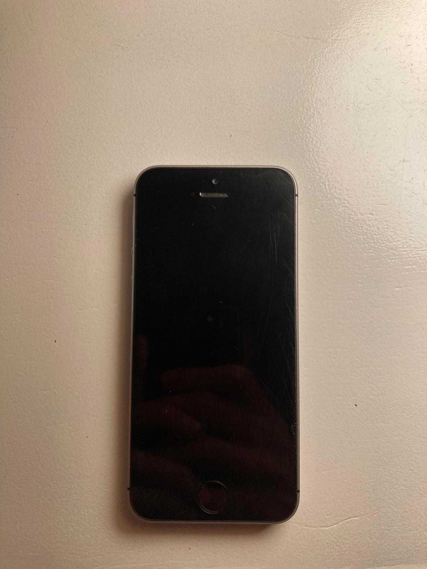 iphone se (2016) desbloqueado - 32GB preto