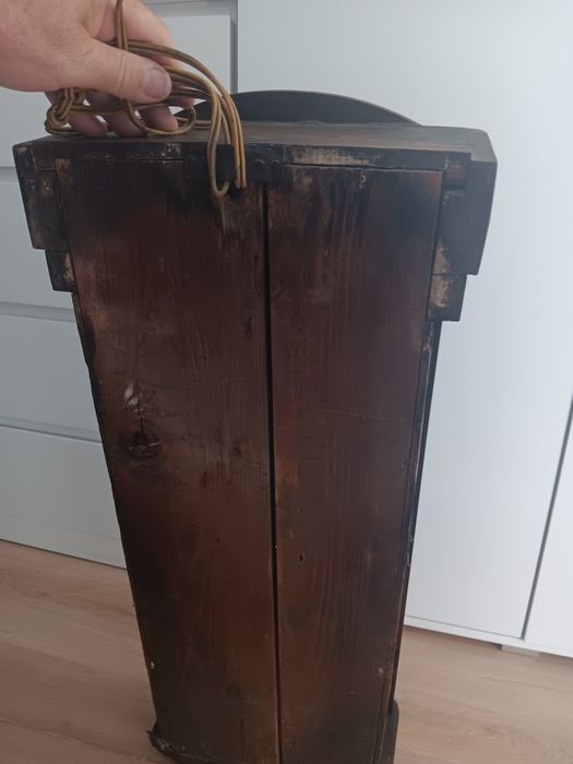 Przedwojenny zegar ścienny z wahadłem