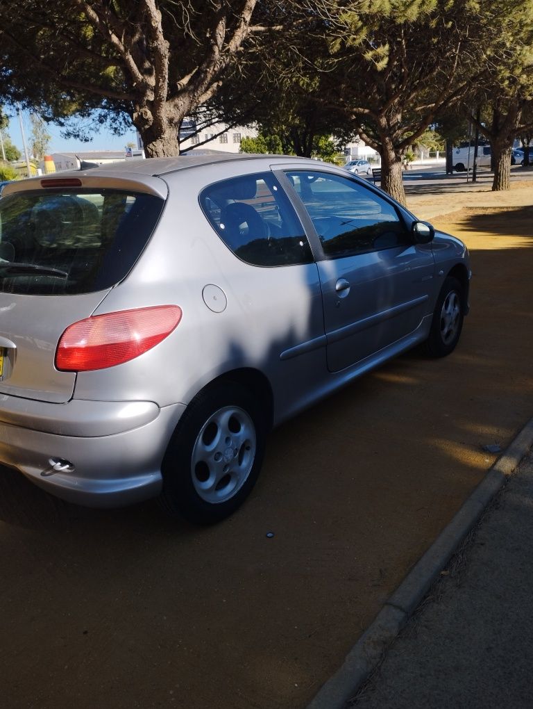 Peugeot Quiksilver 1.4