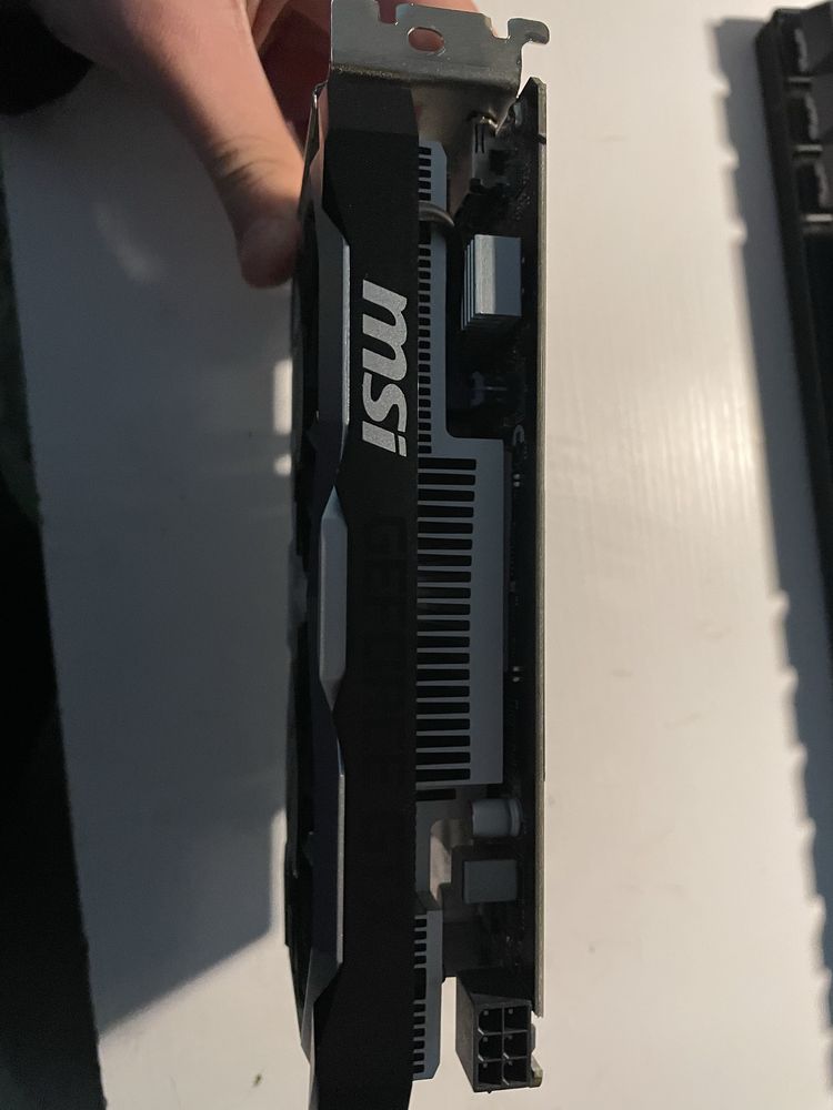 Відеокарта GTX 1650 на 4 гб