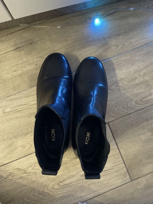 кожані сапоги KIOMI