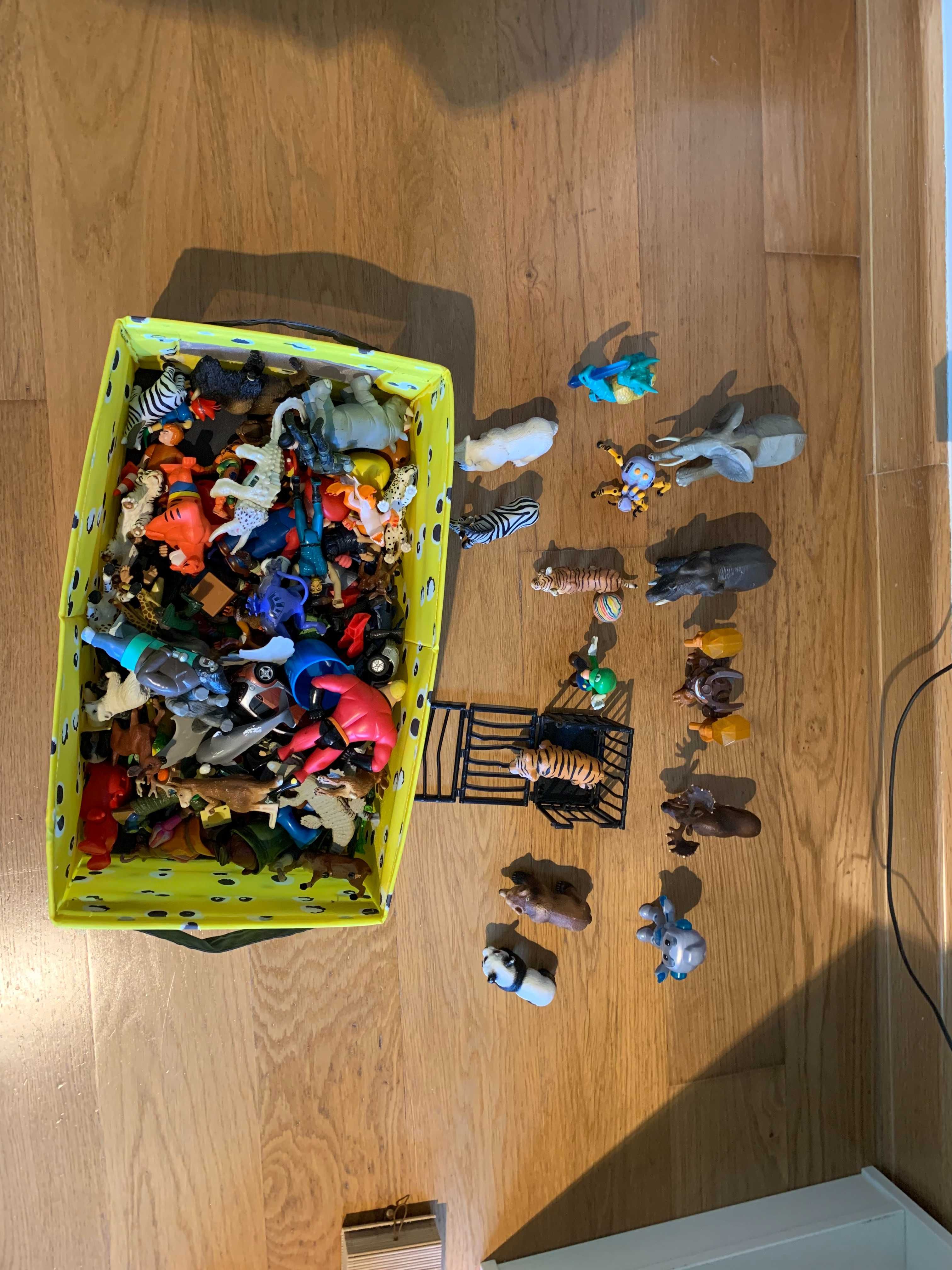 Brinquedos playmat figuras 3D - novo preço